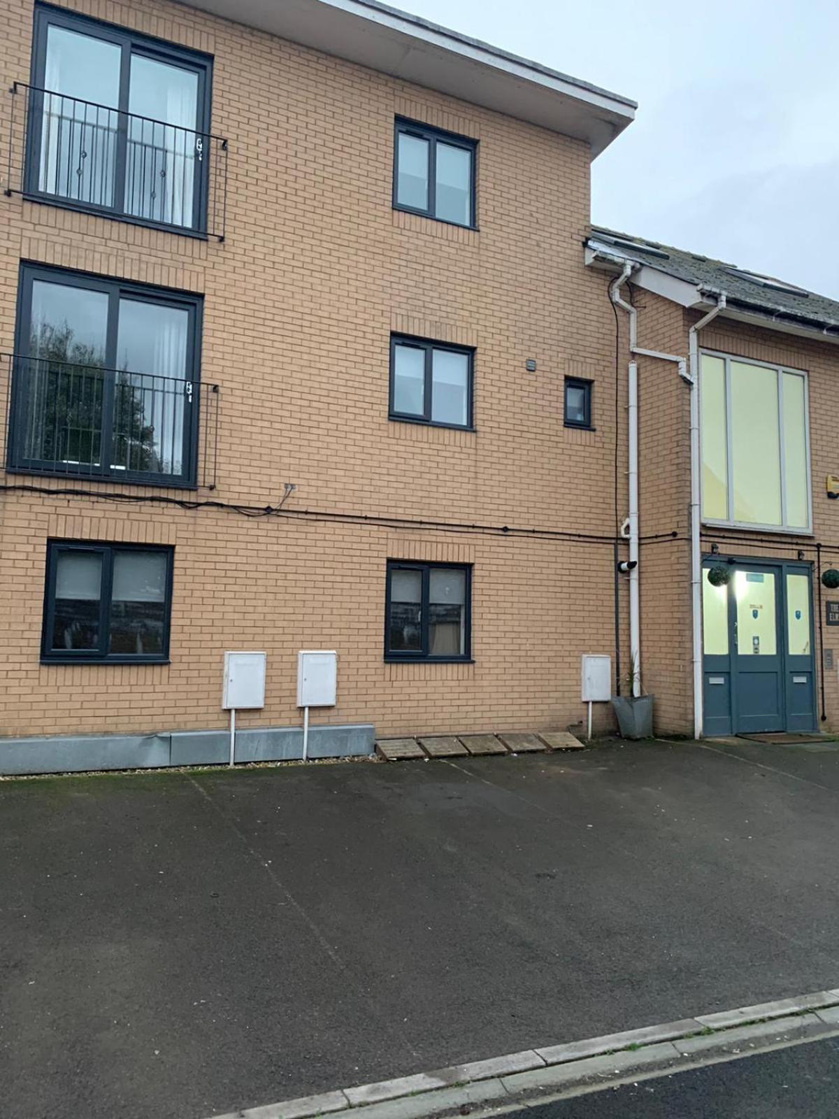 The Elms - Close To City Centre Cardiff Exterior foto